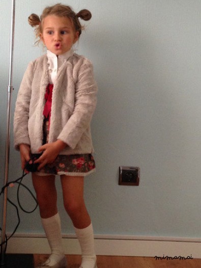 Girls Cardigan colour beige