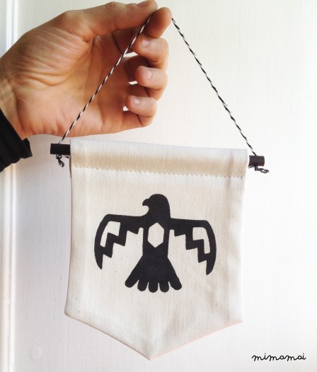EAGLE WALL BANNER