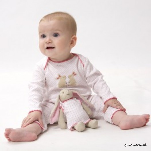 Kissing bunnies baby gift set