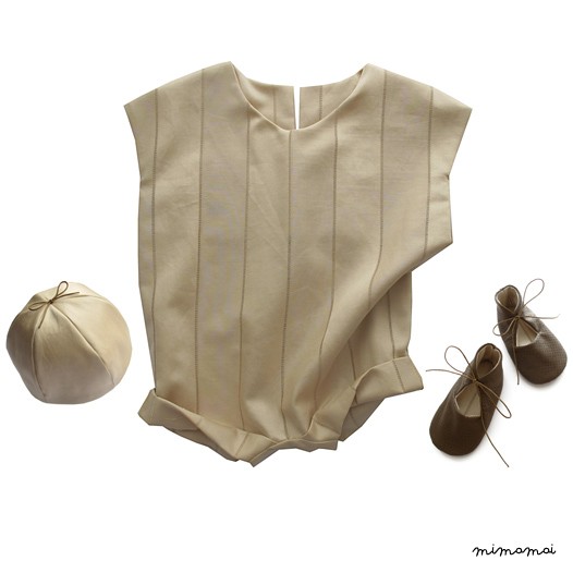 Romper, shoes and hat.