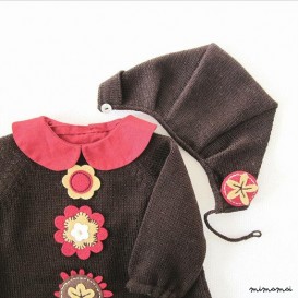 Maglia bambino vestito, tappo, in color marrone con fiori di feltro.