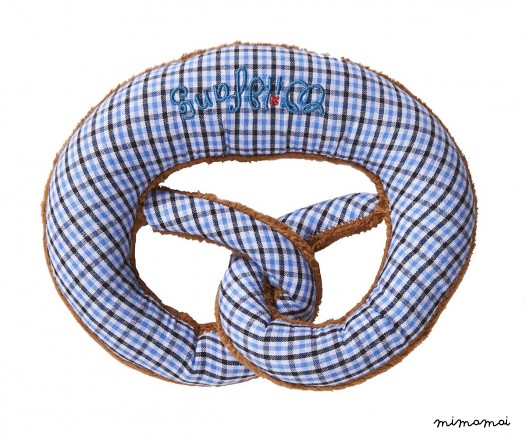 Rustling pretzel Plush with blue/white costume fabric
