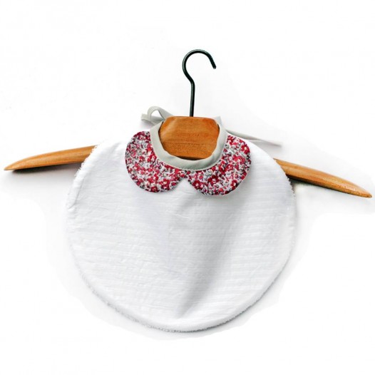 Bavoir-chic-col-Claudine-lin-blanc-fleuri-rouge-7