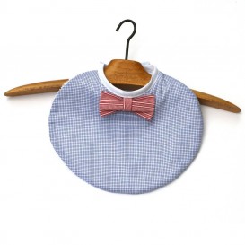 Bavoir-chic-noued-papillon-bebe-rouge-bleu-bapteme-1