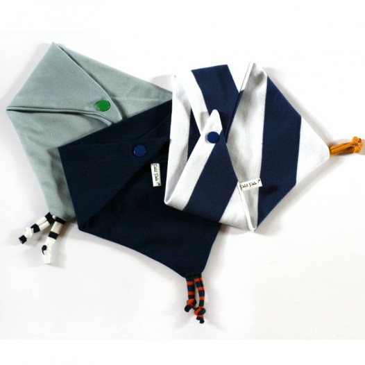 Trio-bavoirs-bandanas-bleus
