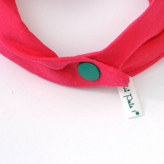 Bavoir-bandanas-rose-fushcia-pression-1