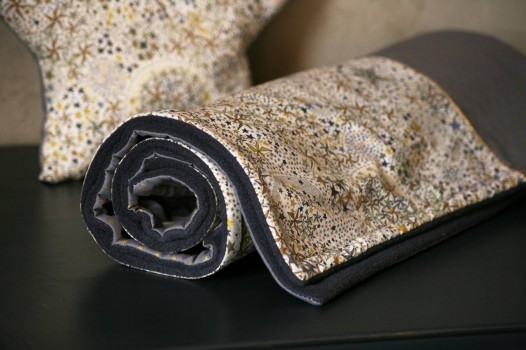 couverture-naissance-bebe-gris-liberty-adelajda-etoiles-2