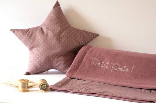 Couverture-bebe-naissance-polaire-coton-etoiles-figue-3-Copier1