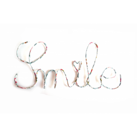 Les jolis mots "Smile" en liberty Betsy porcelaine