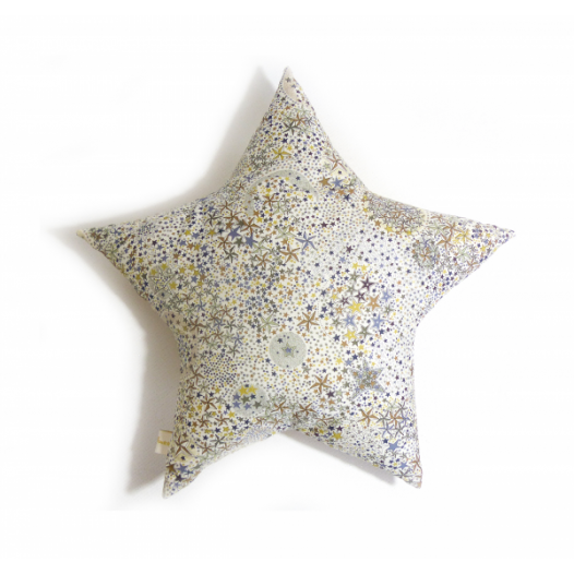 coussin-etoile-differents-lidddberty.jpg