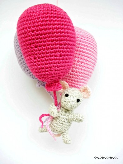 Balloon decoration for baby girl's nursery, pink lilac and hot pink balloons with mouse