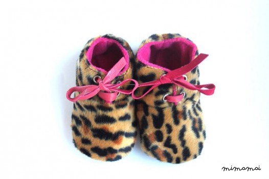 0-3 Months Slippers / Baby Shoes Lamb Leather pastel pink suede