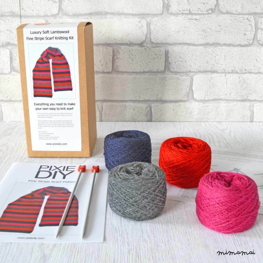 LUXURY FINE STRIPE SCARF KNITTING KIT