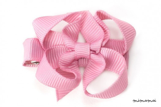 Small Quartz Pink Bow