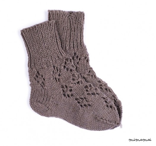 Knitted Lambswool lace Socks for babies/children