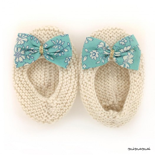 Chaussons ballerines &eacute;cru n&oelig;ud tissu liberty turquoise