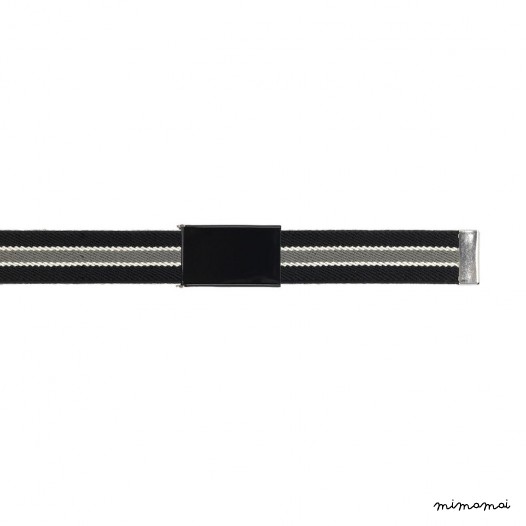 Black belt, black buckle with white and grey stripes