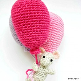 Mouse with pink and lilac balloons decoration for a baby girl nursery