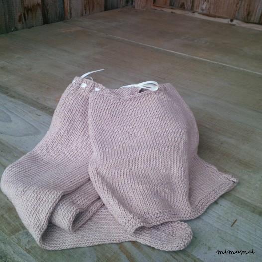 Baby jumper and leggings, handmade knitwear of organic cotton, pale rose