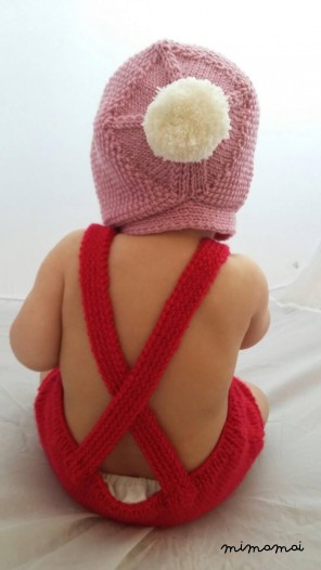 Knitted baby bonnet, knit baby hat with pompom,baby hat, knitted in 6-12 months