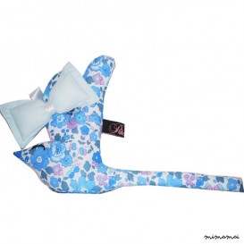 PETIT COUSSIN OISEAU DOUDOU BETSY TANA