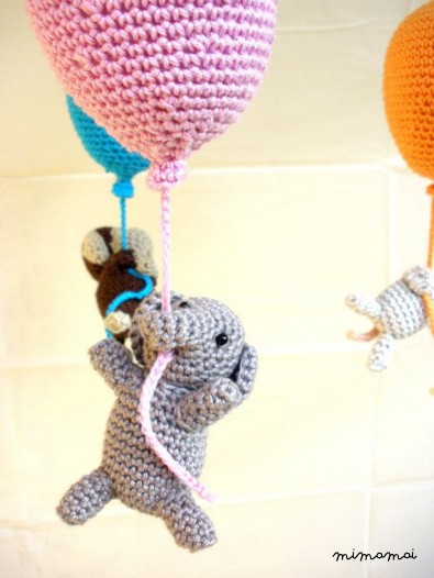 Crib Mobile - Crochet Mobile - Balloon Mobile