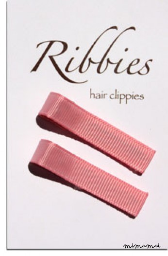 Pair of Plain Light Pink Hairclips