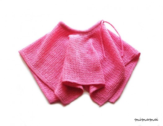 Girl's lambswool poncho/cape/caplet/shawl/shrug/crew neck/spring season