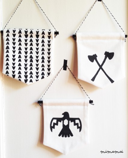 WALL FLAG. ARROWHEAD