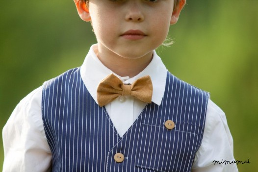Linen bow tie pin brooch