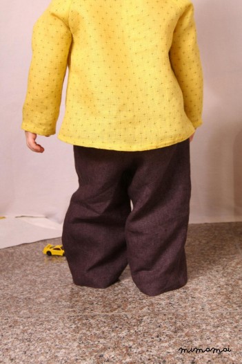 Linen violet brown trousers.Two front pockets