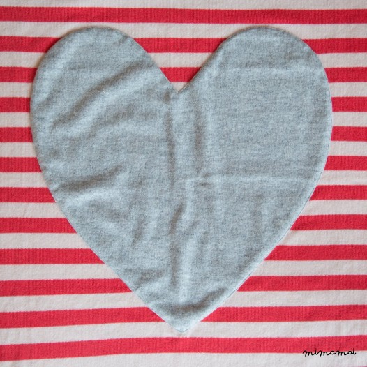 Striped Cashmere Blanket with Heart - Fuchsia