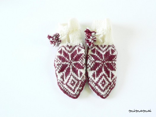 Hand knit wool newborn booties - baby gift, baby shower, infant gift