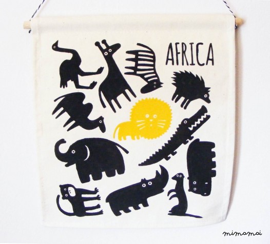AFRICAN WILDLIFE wall flag