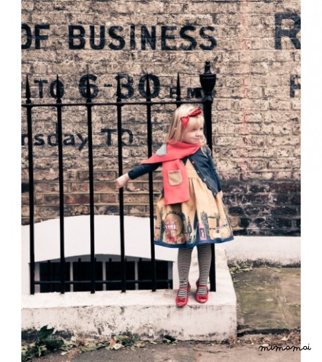 Betty Dress London Print in Mustard