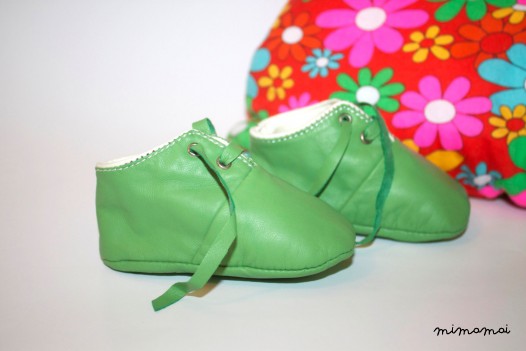 12 - 18 Months Slippers / Baby Shoes Lamb Leather Green