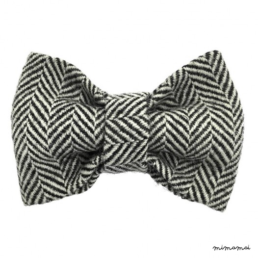 Child black and white chevron pattern bow tie