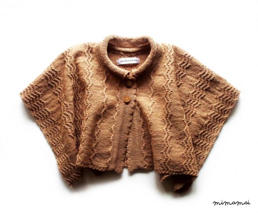 Girl's knitted lambswool cape/caplet/shawl/poncho