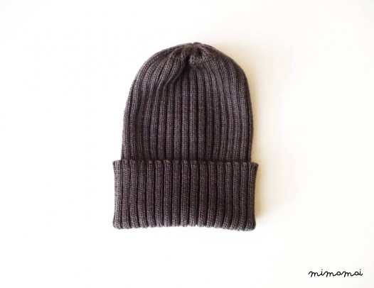 Virgin wool short beanie hat for children