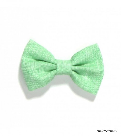 Bow Clip in Green Linen