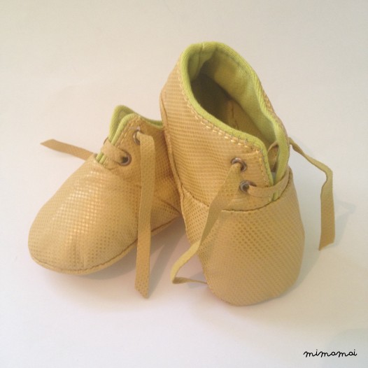 6 - 12 Months Slippers / Baby Shoes Lamb Leather Yellow Lime