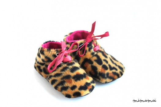 12-18 Months Slippers / Baby Shoes Lamb Leather leopard pink
