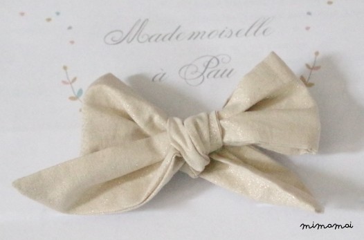 BARRETTE GROS NOEUD OR