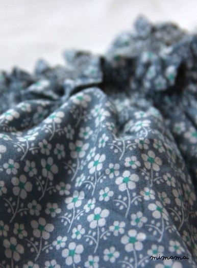 Blue flower top
