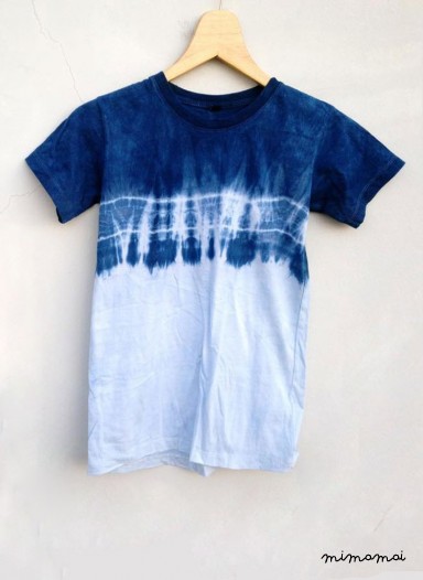 T-shirt dye blue&white