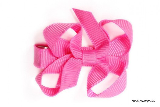 Small Shocking Pink Bow