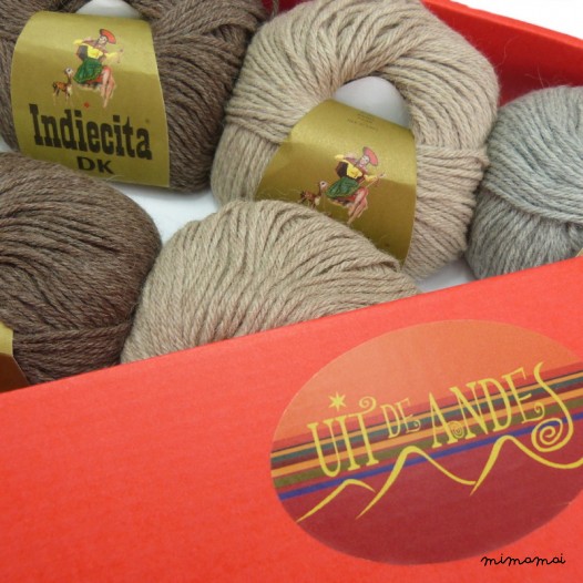 Knit Gift Box
