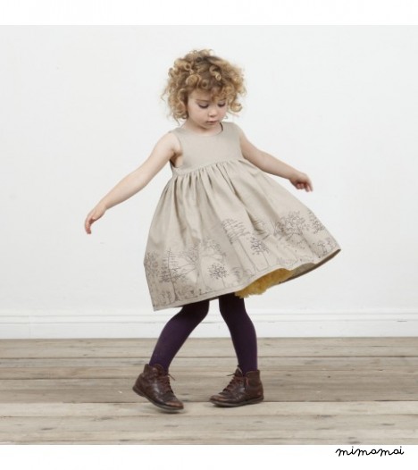 Rosie dress Woodland print in plum linen