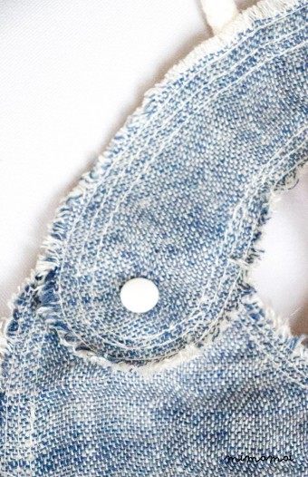 Linen baby bib