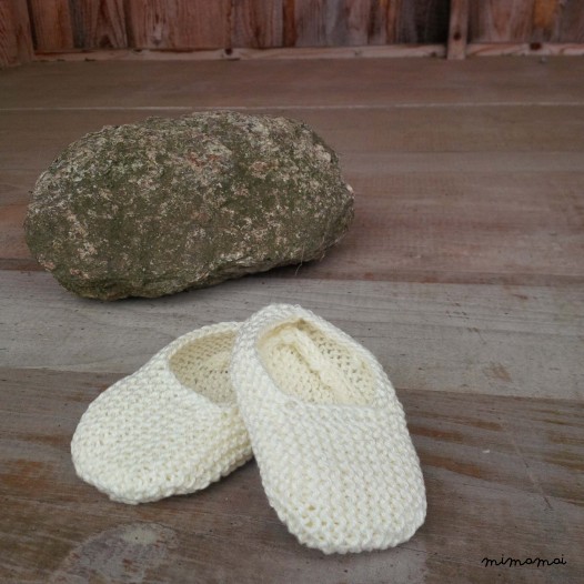 Baby shoes and knitted bear, handmade knitwear of organic cotton, off white and grey
